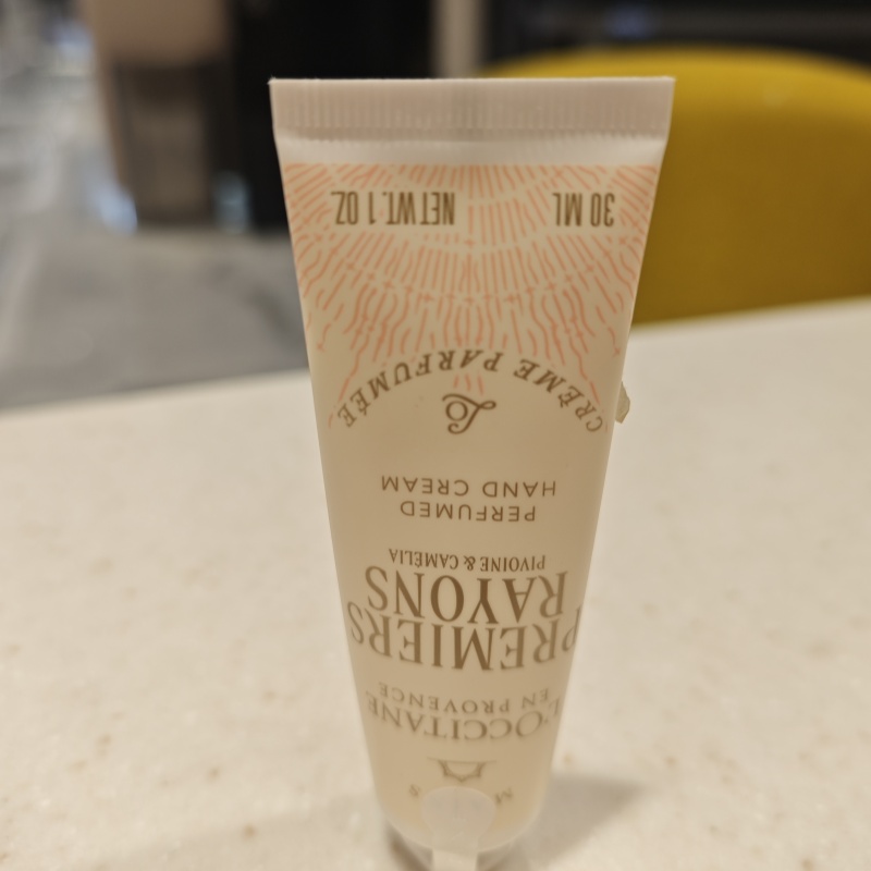 欧舒丹护手霜30ml圣诞限量版