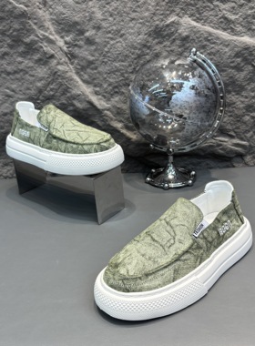 休闲厚底板鞋男绿色透气百搭一脚蹬简约时尚休闲鞋