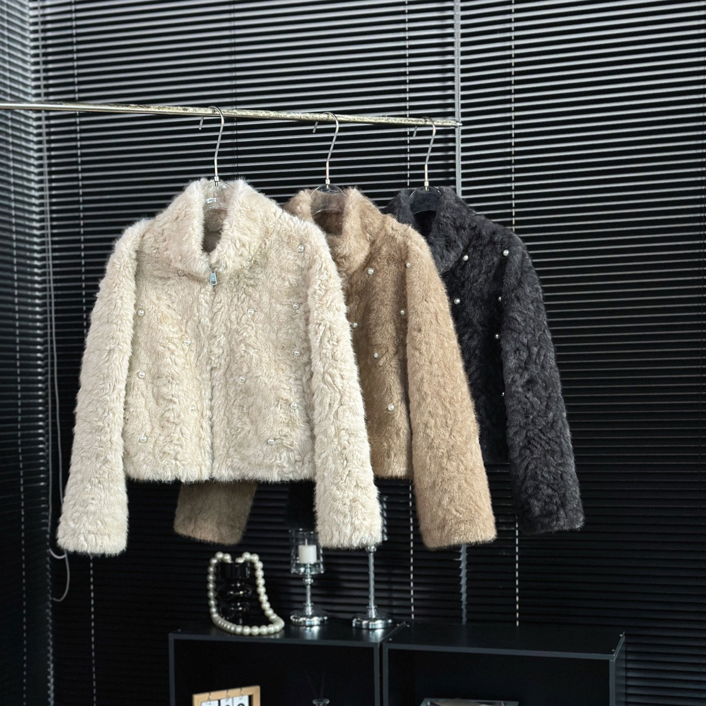 0MB.欧洲站新品南油高端慵懒风字母印花卫衣配围巾设计感百搭外套