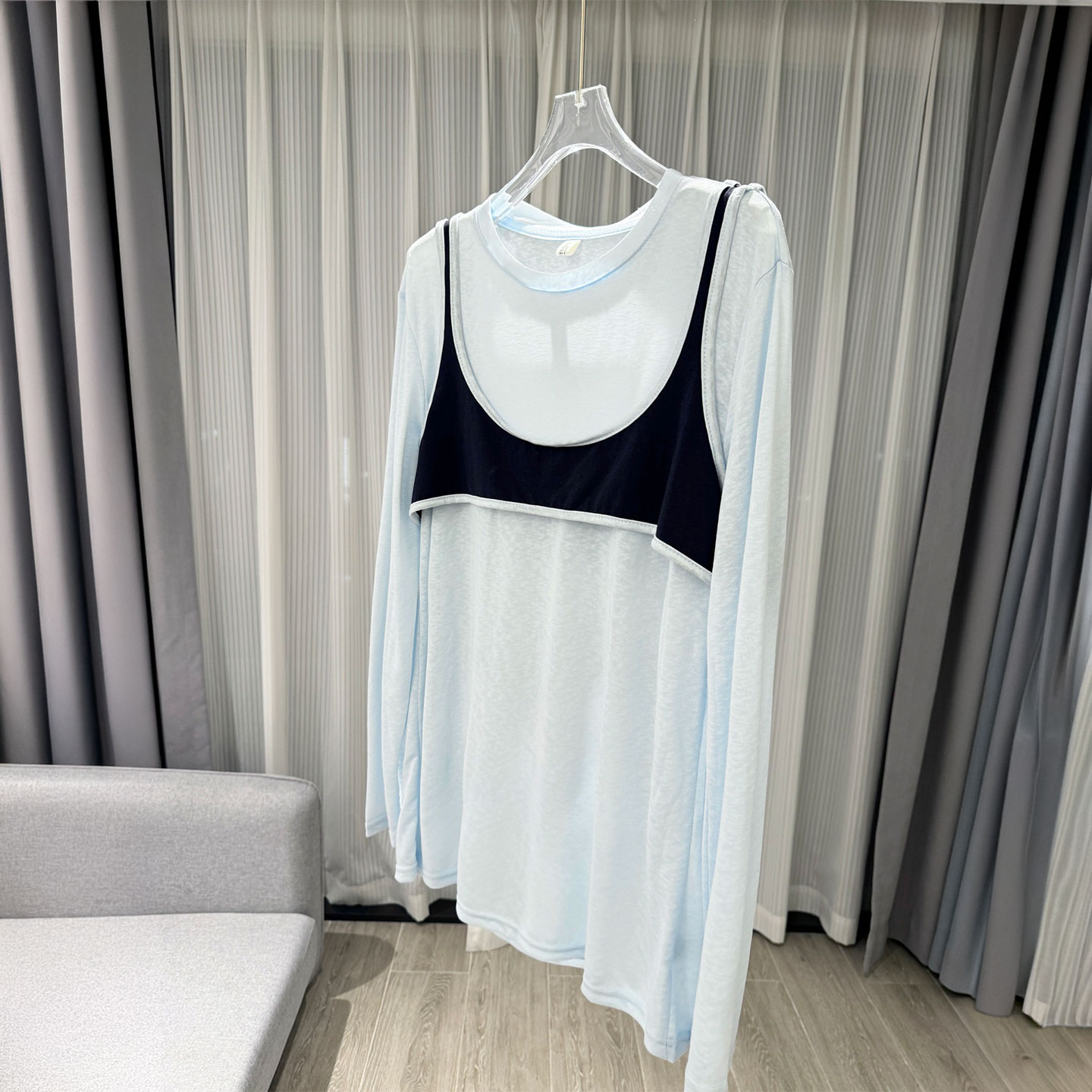 0MB.欧洲站新品圆领撞色慵懒设计感上衣假两件拼接吊带长袖T恤女
