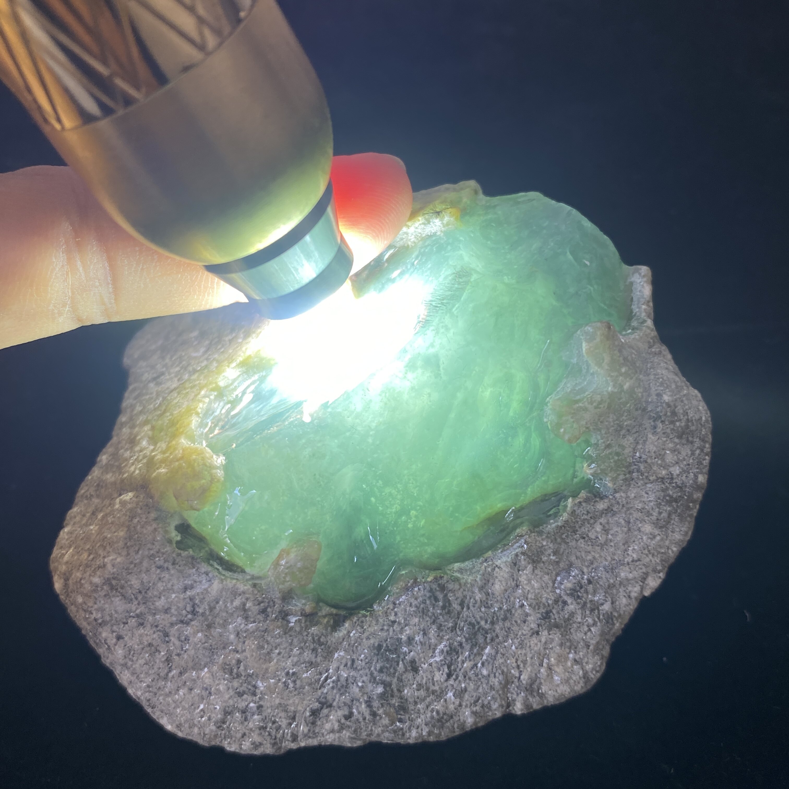 MR-15莫西沙脱沙开窗料 翡翠原石缅甸老坑玉石毛料冰种天空湖水蓝
