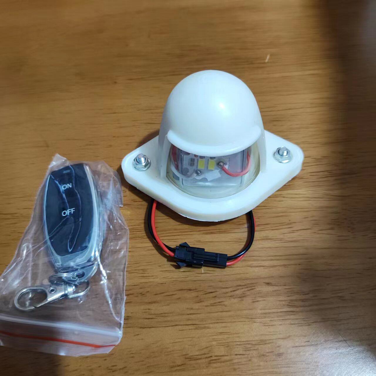 牌照灯货车挂车箱货车强磁遥控充电后牌照灯
