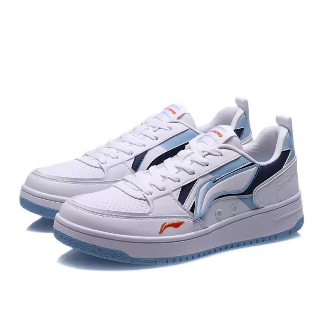 李宁云科技防滑耐磨透气魔术贴板鞋海川 AGCS135-3