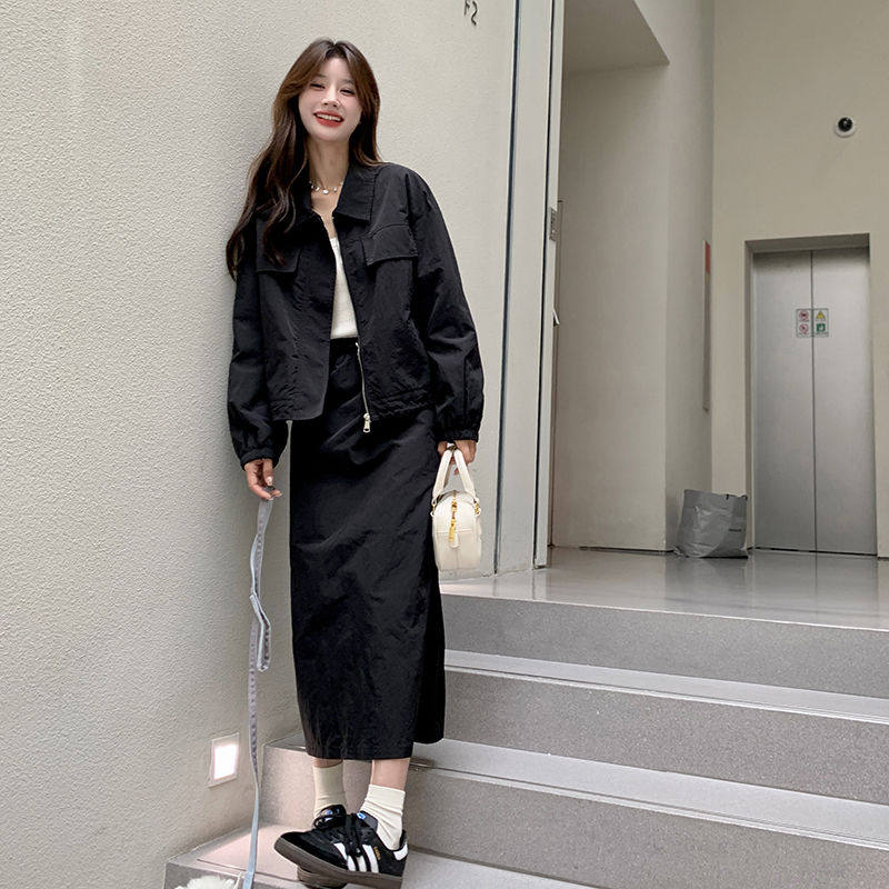 黑色休闲套装裙女2024春季新款学院风短款外套半身裙工装两件套潮