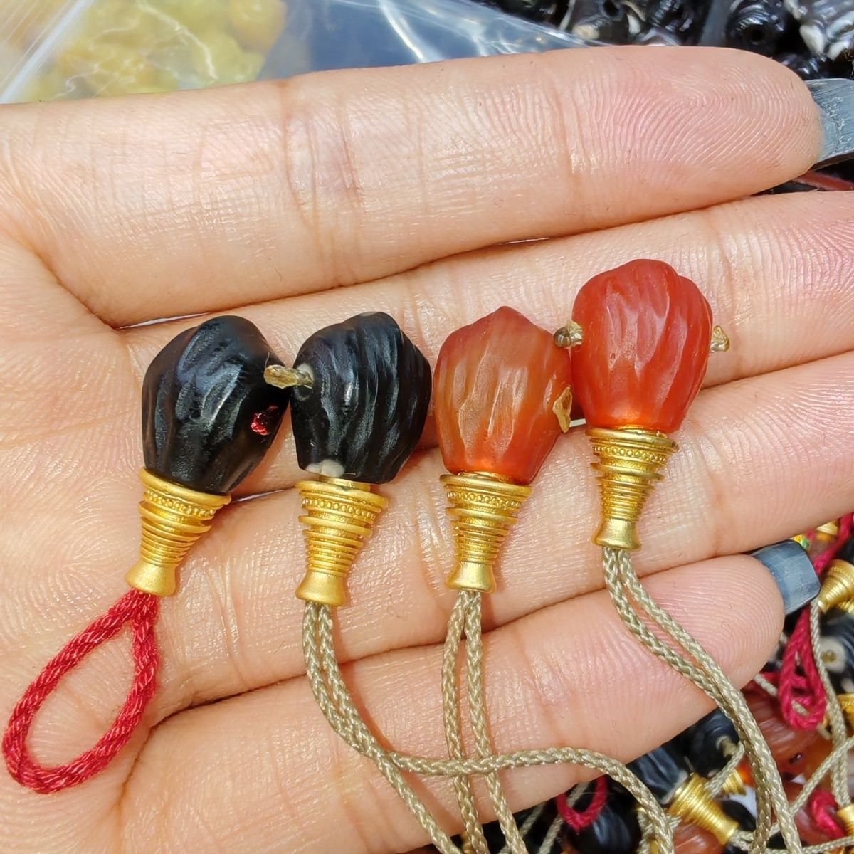 藏式三通佛塔 天珠玛瑙雕刻佛头百香籽 星月菩提文玩手串配饰