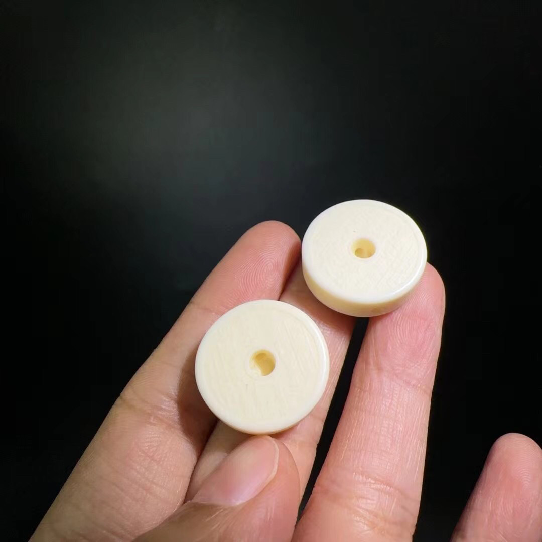 象牙果山鬼花钱上下通孔配件diy配饰串饰吊坠平安扣挂件颈饰挂件