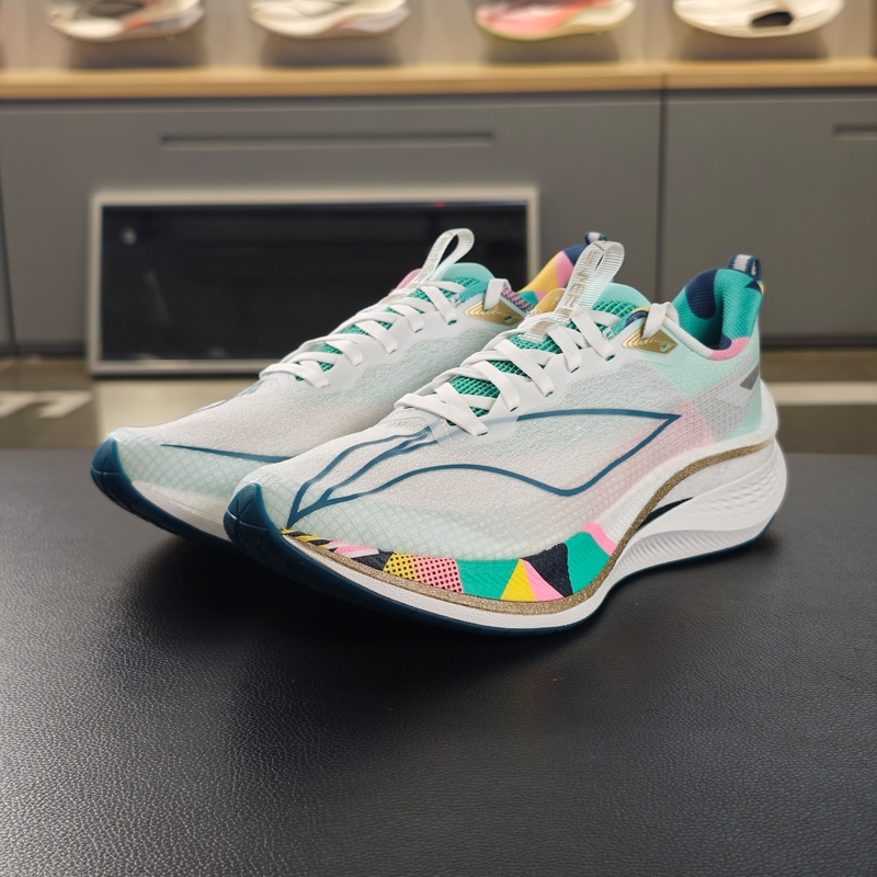 李宁正品南池子轻盈透气跑步鞋