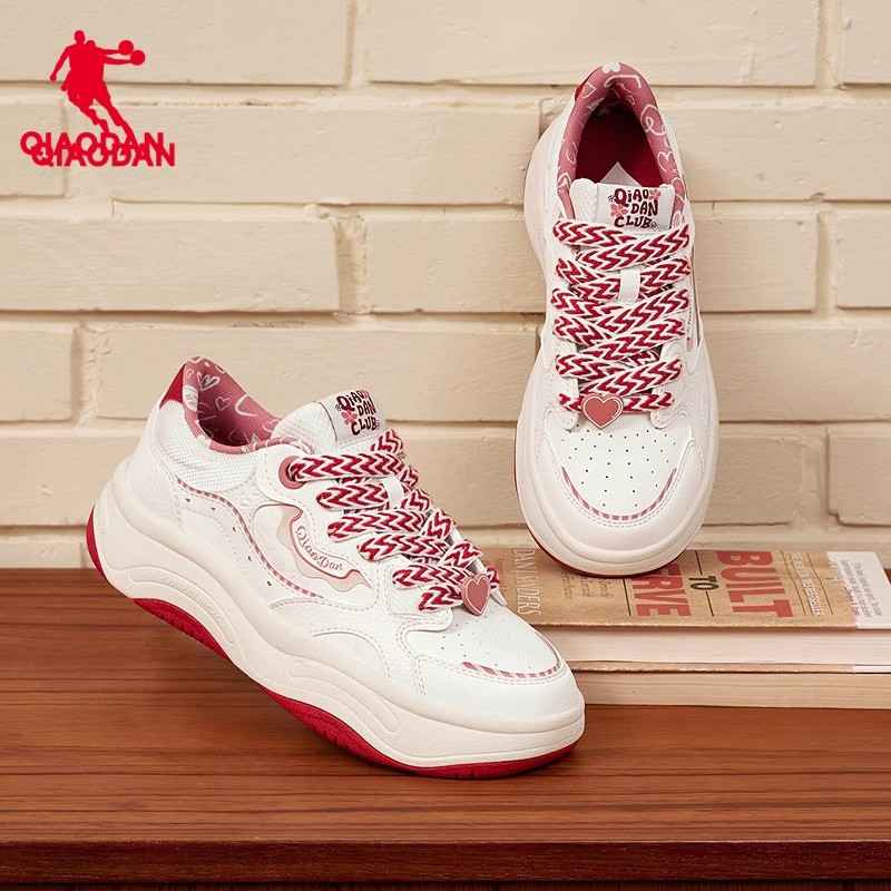 乔丹软糖面包鞋厚底轻便女板鞋冬