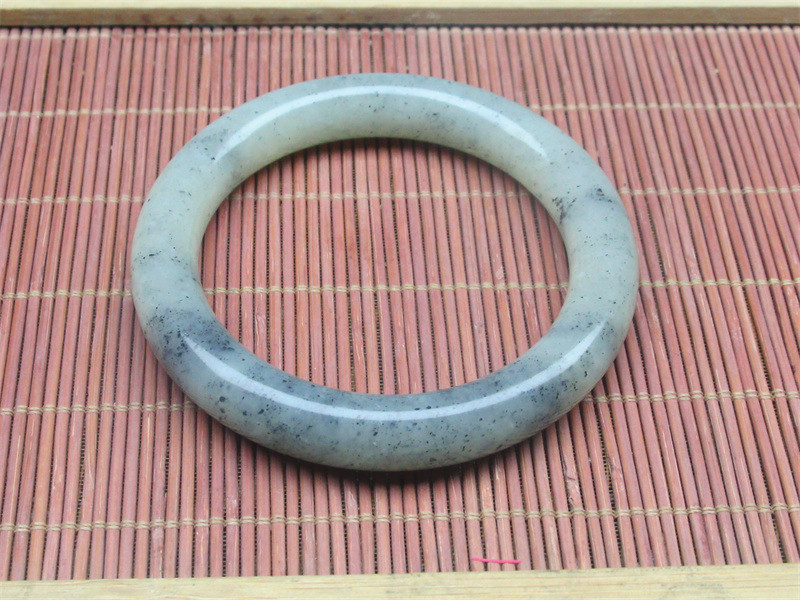 新疆天然和田玉 点墨青花手镯白底点墨水墨意境镯正品带证书