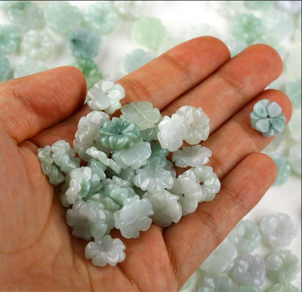 缅甸翡翠散件编织花朵礼品玉器