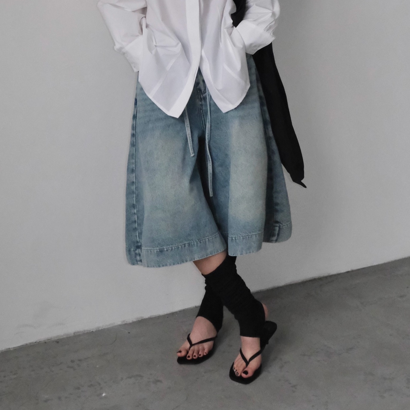 Vesca牛仔秋季中裤做旧复古简约