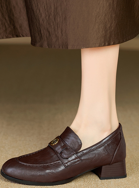 春秋季新款复古小皮鞋女深口百搭中粗跟女鞋大码懒人单鞋33--43码