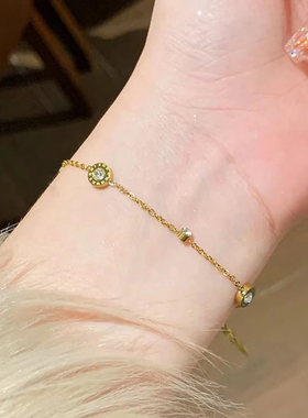 钛钢手链 不掉色罗马三钻手链小众设计感轻奢网红气质手饰SL513