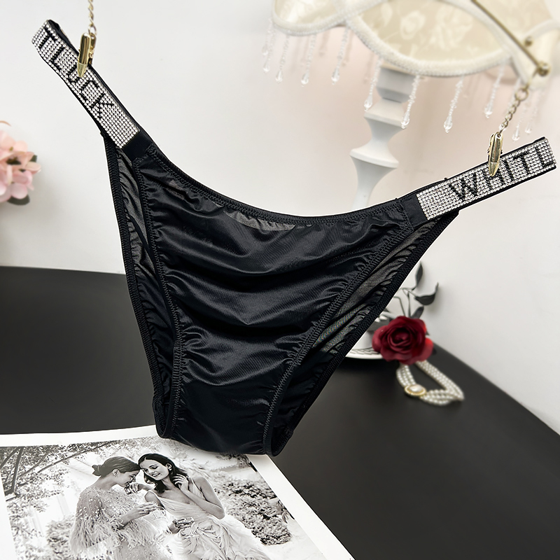 大码丝滑欧美风内裤女士性感