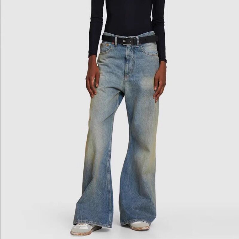 秋冬褶皱纹理阔腿喇叭牛仔裤女
