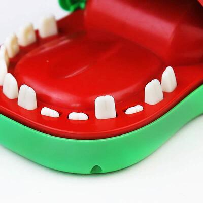 large crocodile finger biting toy shark tooth extraction par