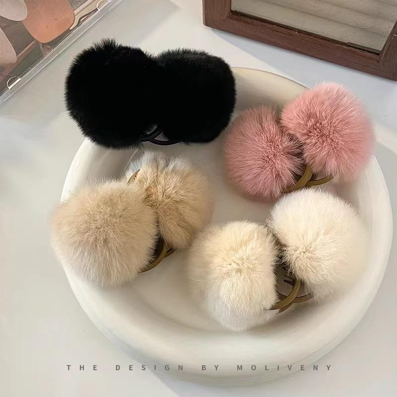 Plush ball hair clip hair grab clip cute clip hair accessory