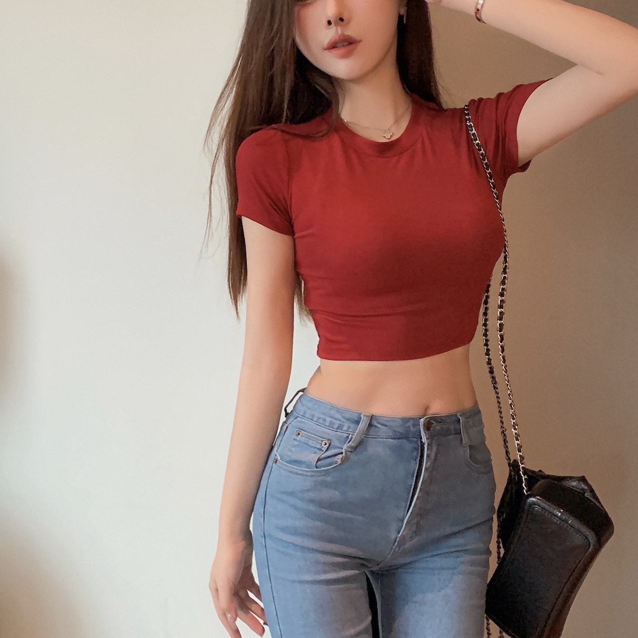 多巴胺红色甜辣妹正肩短袖T恤女短款纯欲风性感夏季紧身露脐上衣