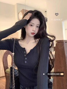 设计感小众U领钮扣坑条T恤女秋冬季 打底衫 短款 上衣ins潮 内搭修身