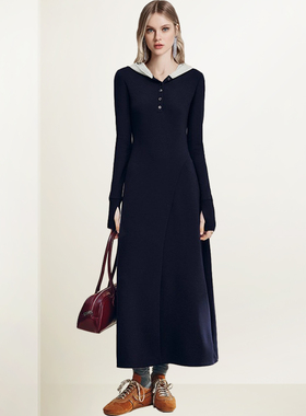 QOOEL复古高级设计感连帽连衣裙女2025秋冬新款别致洋气收腰长裙