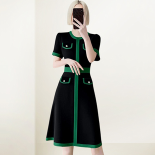 法式收腰连衣裙女2026年春装新款减龄撞色小香风小个子显瘦A字裙