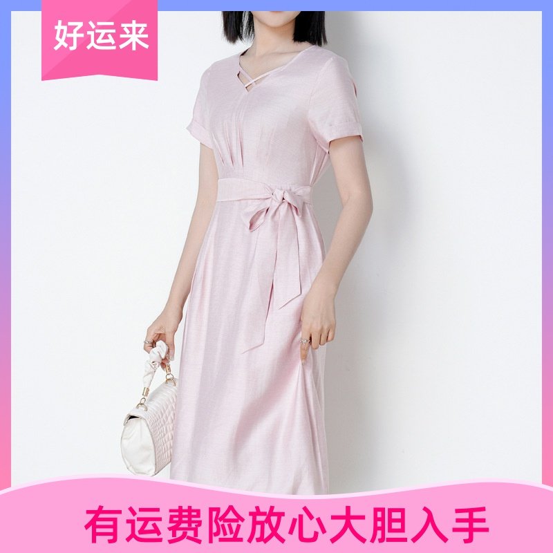 2025粉色设计感收腰连衣裙V领温