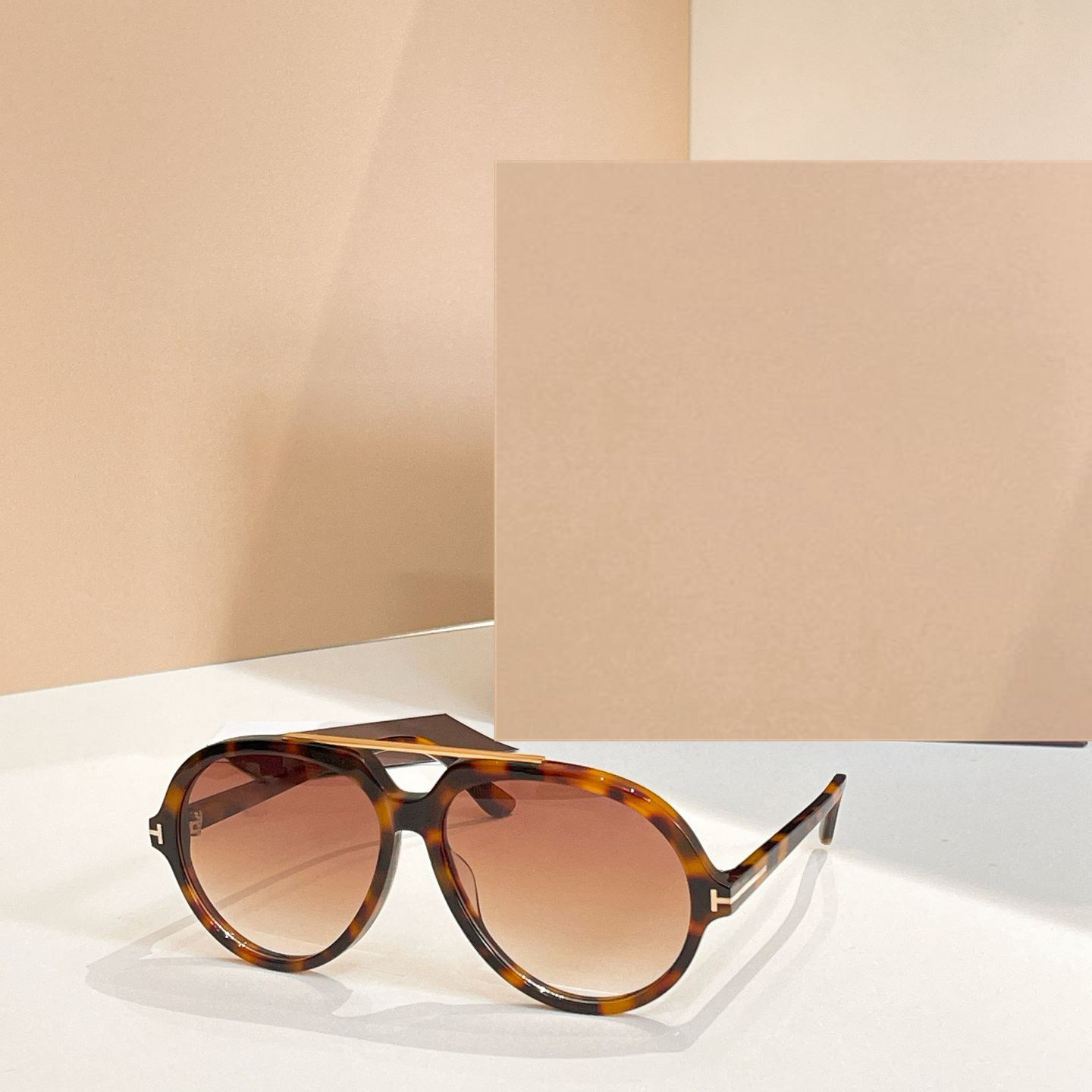 椭圆板材大框太阳眼镜男女通用1203时尚显脸小遮阳墨镜户外玳瑁色