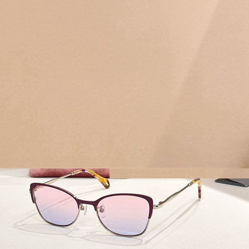 金属方形小脸太阳眼镜男女通用51AV时尚网红风遮阳墨镜防紫外线银