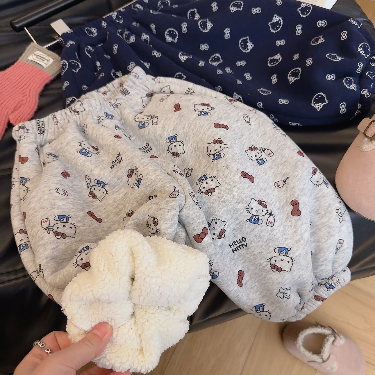 女童裤子羊羔绒2025新款冬季加厚女宝宝洋气儿童冬装女孩加绒卫裤