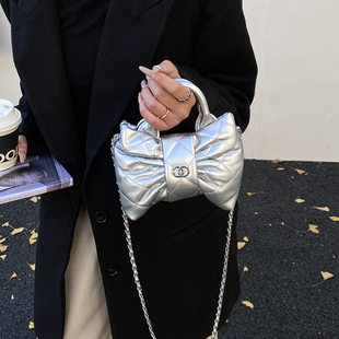 2026巨好看 包包菱格链条女蝴蝶结单肩斜挎包百搭手提迷你口红包