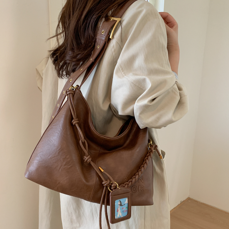 韩系大容量腋下包女式2025新款