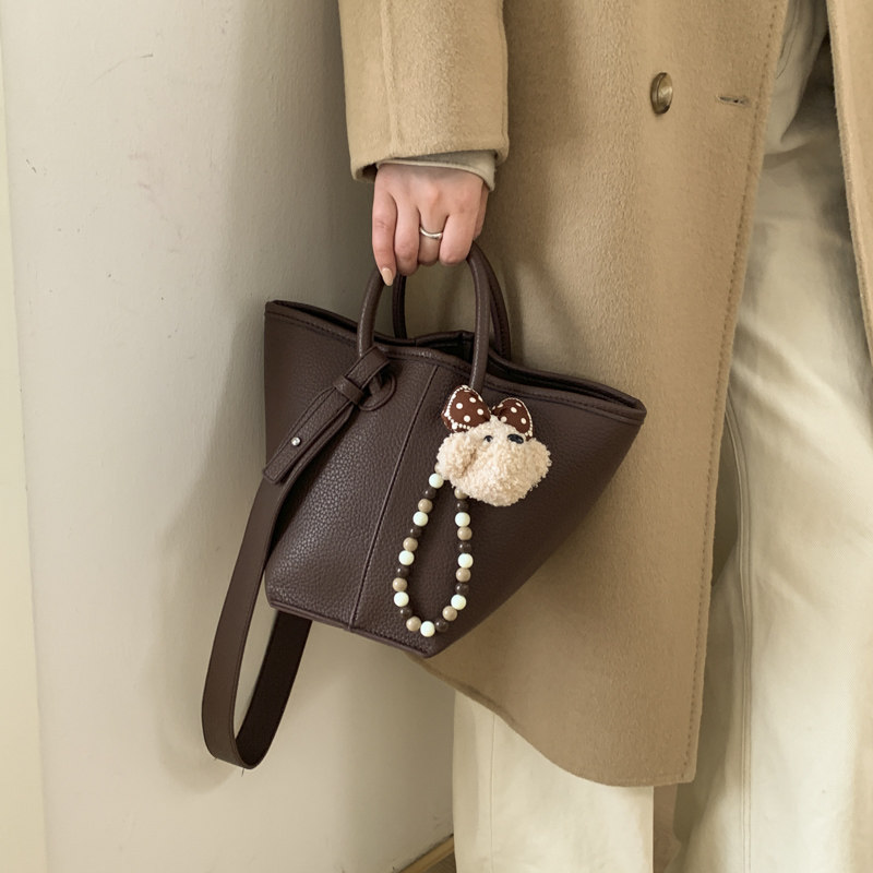 高级感复古包包女式2025流行百搭手拎包单肩斜挎水桶包通勤托特包,箱包皮具/热销女包/男包,水桶包,淘宝优惠券,粉丝福利购,淘宝优惠卷