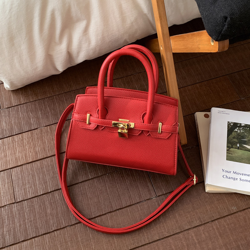 高级感铂金包红色新娘包婚包女2026新款韩版单肩凯莉包手提斜挎包,箱包皮具/热销女包/男包,通用款女包,淘宝优惠券,粉丝福利购,淘宝优惠卷