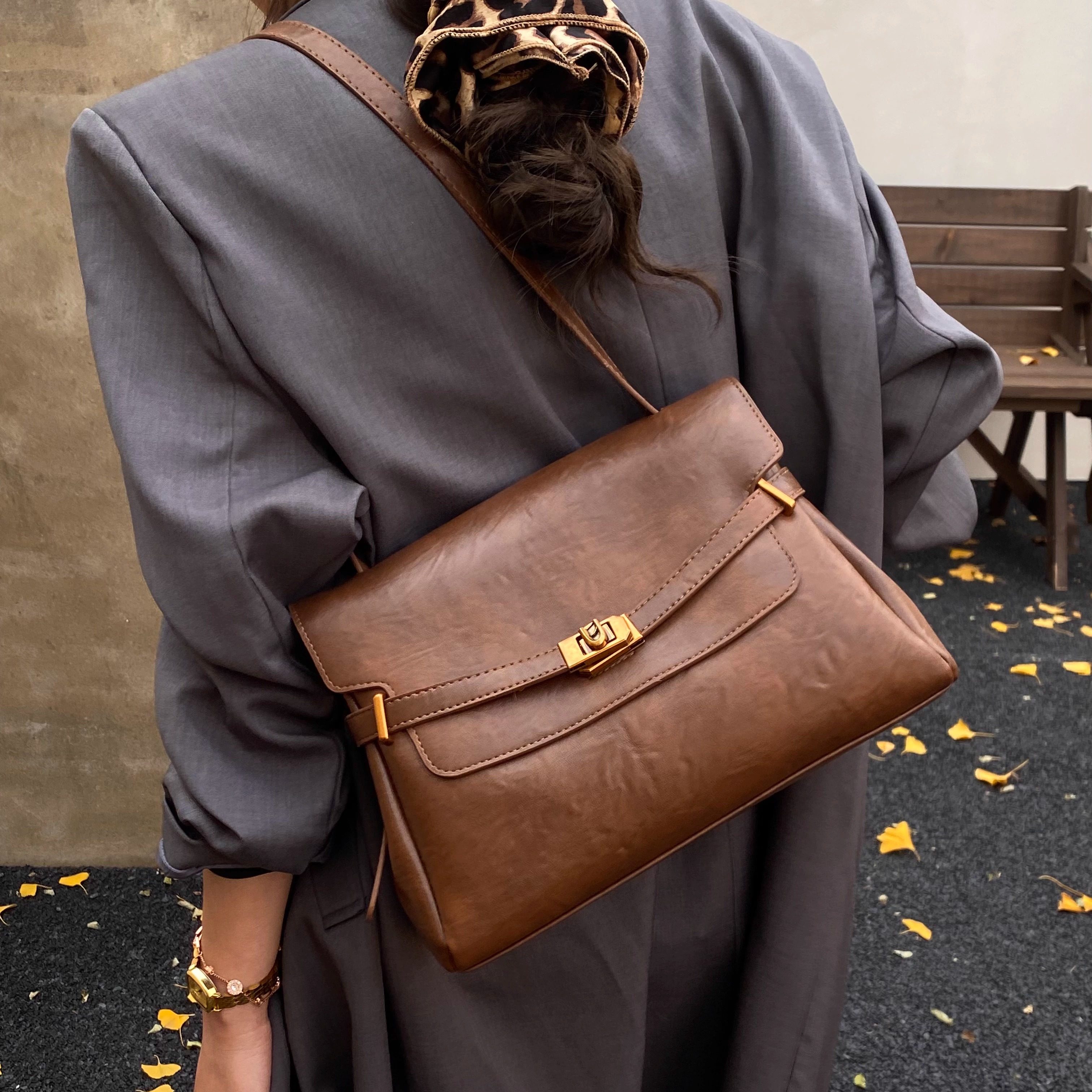 韩国复古托特包女2025新款高级感单肩包大容量通勤女包早八上班包,箱包皮具/热销女包/男包,托特包,淘宝优惠券,粉丝福利购,淘宝优惠卷