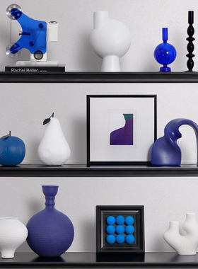 现代极简克莱因蓝高级感小众摆件