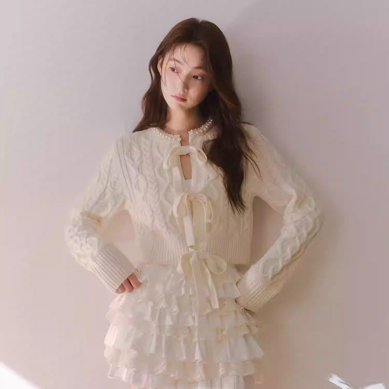 复古钩针系带蝴蝶结针织开衫女冬季手工珍珠领短款毛衣外套