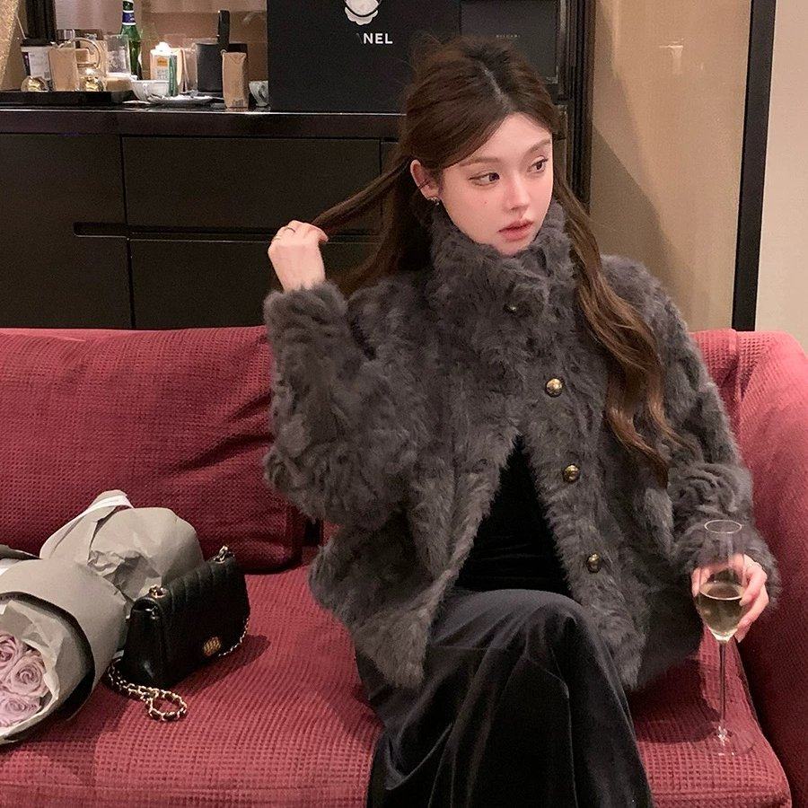 2025新款立领环保小湖羊女短款小个子仿皮草外套毛毛上衣女百搭