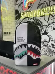 Sprayground Backpack School Bag for Men and Women Sg Shark Mouth Black and White Color-Blocking Bag Trendy Casual Bag