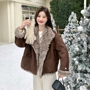 新款图 大货90白鸭绒皮毛羽绒服275-M785-P295-K418图片