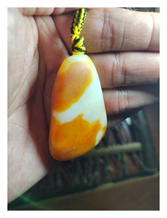 九运的籽料原石，像不像佛有靠山，新疆和田玉橘黄籽料密度2.99