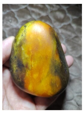 七彩籽料原石凤尾黄黄玉，红楼梦记载的玉密度2.99保真管退