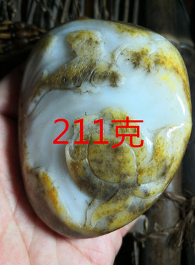 洒金皮新疆和田玉独籽料羊脂白玉雕刻   八十年代老雕工老籽料