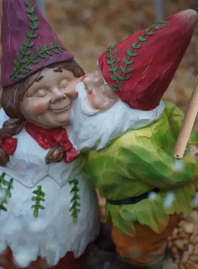 甘道夫艾草蚊香矮人摆件花园庭院露台桌装饰地精创意复古做旧夫妻