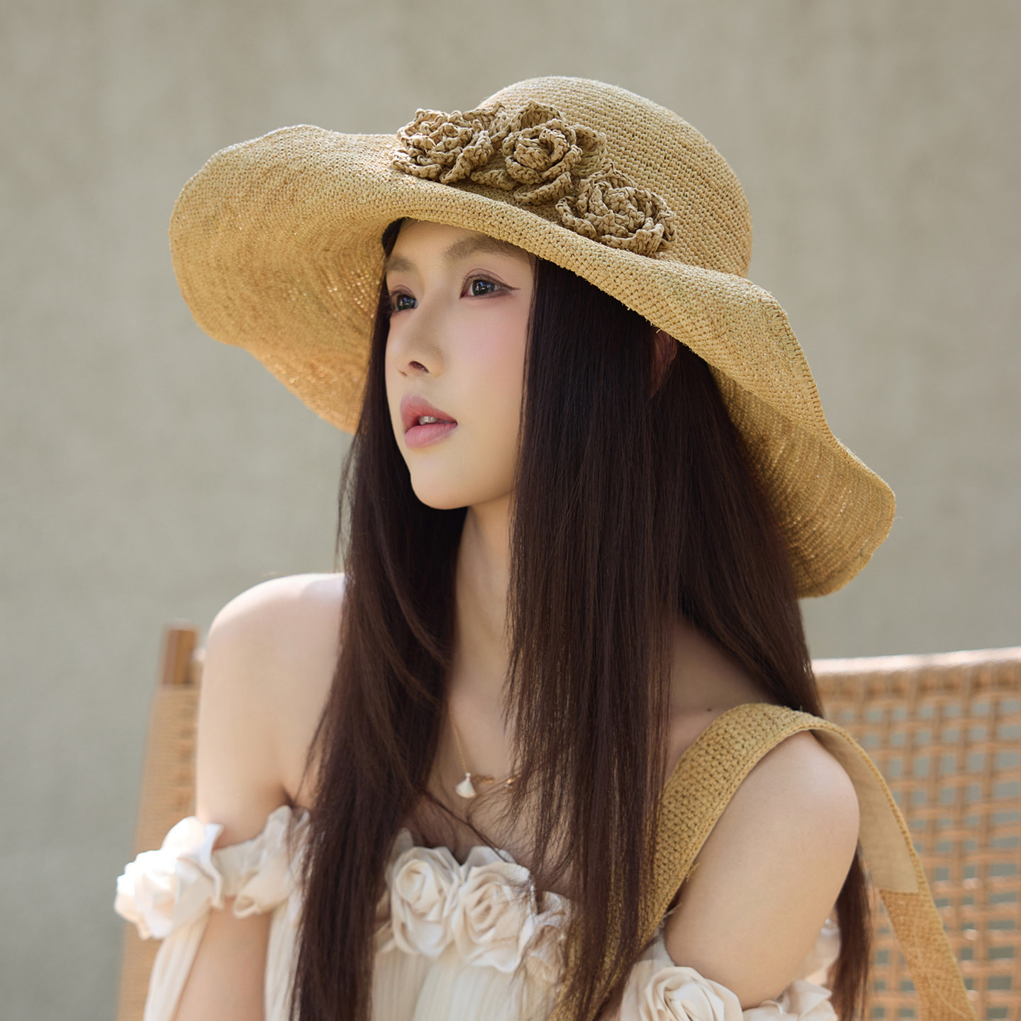 2026拉菲草山茶花爵士帽手工草编礼帽度假遮阳帽大沿帽子女拉菲草