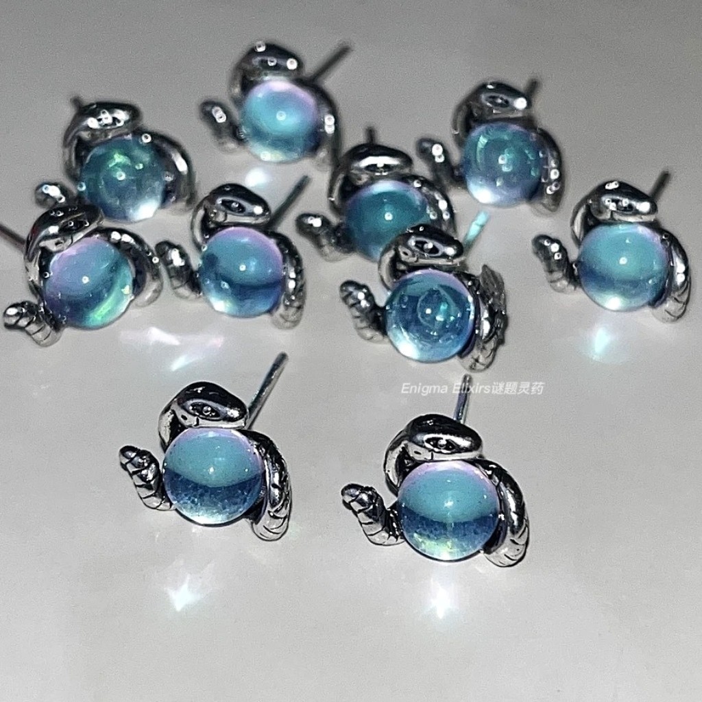 美杜莎之瞳耳钉合金睡觉免摘