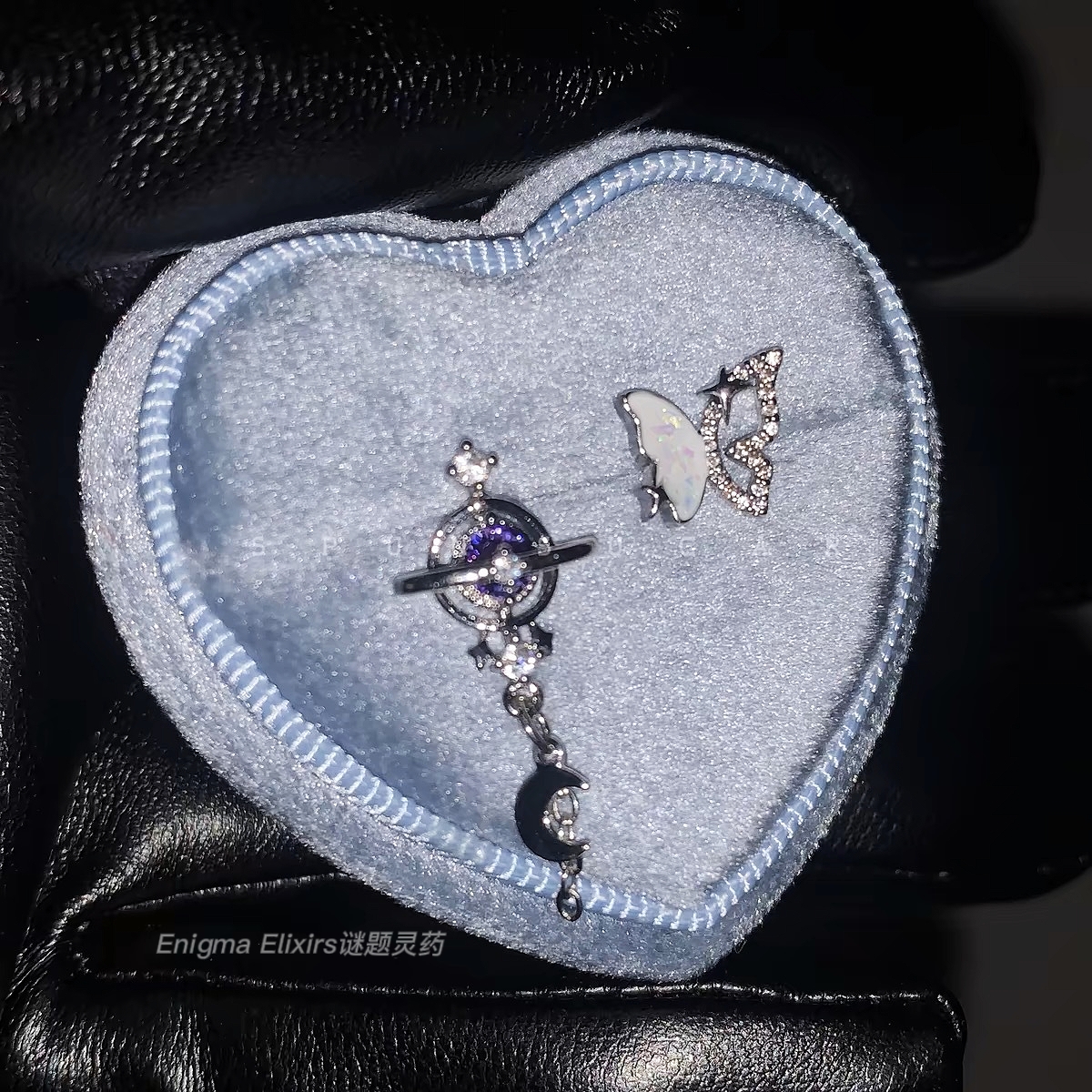 轻亚超闪蝴蝶紫色星球流苏耳钉