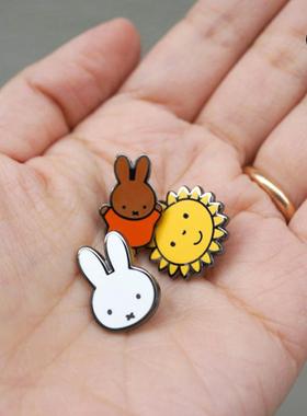 duye度也 韩国zeroperzero米菲限定联名金属徽章ins笔袋包包装饰