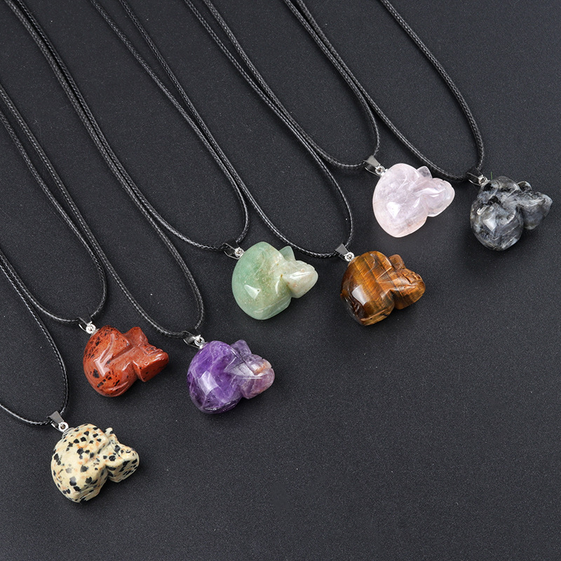 1751-天然水晶玛瑙骷髅头吊坠雕刻鬼头约1英寸小头骨万圣节装饰品