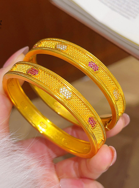 女沙金点钻圆满卡扣手镯宫廷风