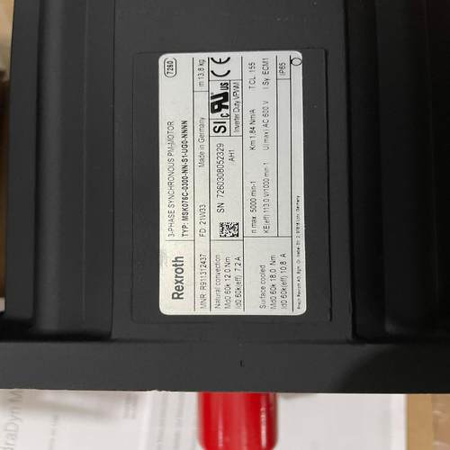 力士乐电机 MSK076C-0300-NN-S1-UG0-N(念奴配件）